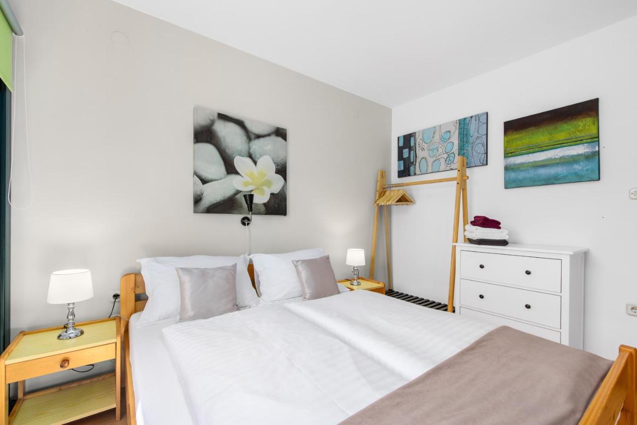 Apartment Felix Porec Esterno foto